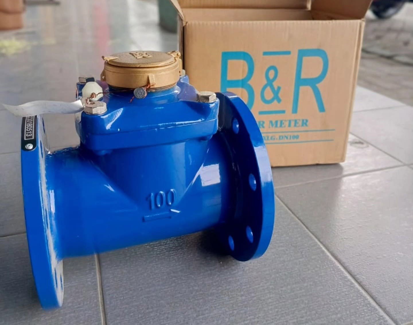 B&R